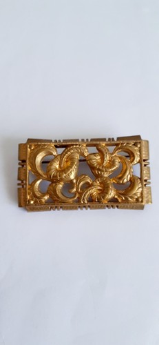 Broche antique métal dore - broche, dore.