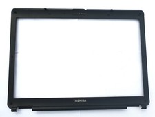 TOSHIBA L300 Façade Front