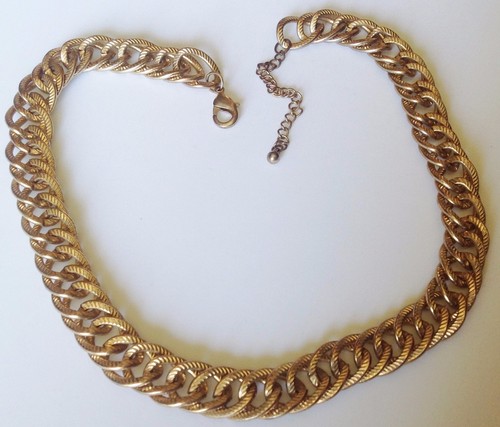 Collier années grande - années, 80