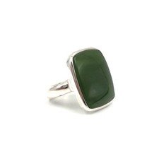 Bague sceau homme jade vert