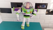1210252 Figurine Buzz l'éclair sonore Toy story 30cm Disney store Pixar anglais