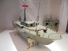 VEDETTE U25 GIL RADIOCOMMANDEE