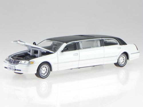 Lincoln town car 2000 - car,