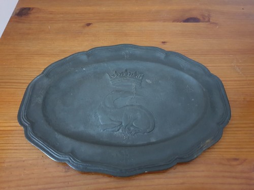 Ancien plat étain ovale - en,