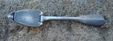Cuillère - cuillÈre, a