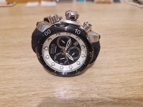 Montre invicta venom quartz - ,