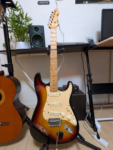 Tokai stratocaster sunburst - tokai,