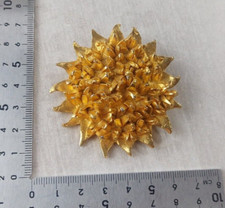 Ancienne grosse broche, en métal doré, soleil, Il était une fois, vintage