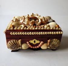 Boîte à bijoux vintage en coquillage