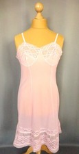 Très Jolie Nuisette vintage 70 dentelle rose Pastel Taille M FR40 US8 UK12 EU38