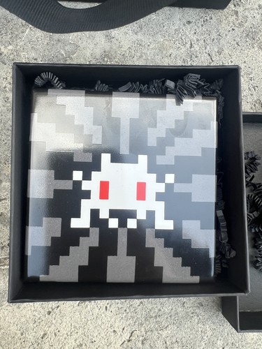 Invaders tile black sunset - invaders,
