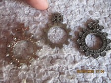 3 ) Dizainier dont Charité Vaillance Joie Nous aimons nos frères comme Jésus