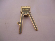 PINS  TONDEUSE ST ALGUE  COIFFEUR COIFFURE