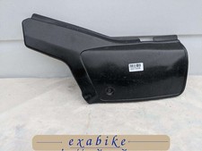 cache lateral gauche pour