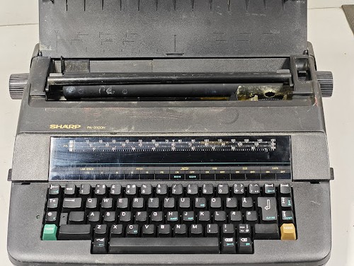 Machine écrire - À,