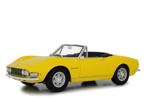 Laudoracing models fiat - 1:18,