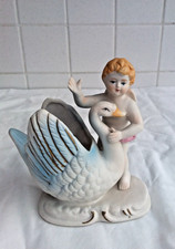 figurine l'angelot au cygne en porcelaine allemande vintage