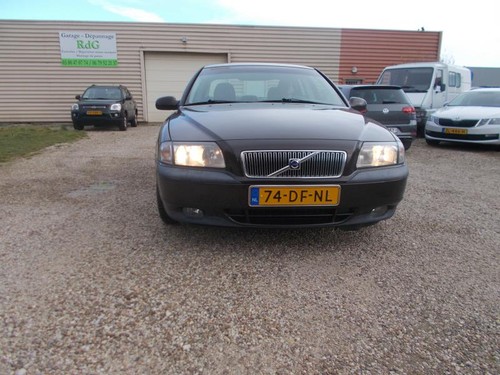 Vase direction volvo 80 1 - direction,
