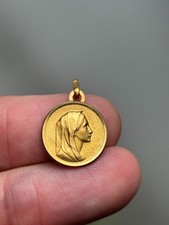 Médaille Sainte Vierge Marie Plaqué Or Neuve ORIA