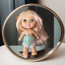 Jolie Mini Poupée Wilco