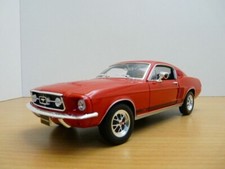 FORD MUSTANG fastback 1967 rouge 1/24