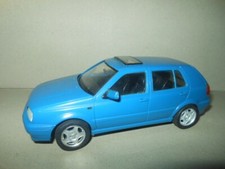 très rare voiture miniature Volkswagen Golf 3 1/24 gti VR6 turbo 16S 1 2 4 5 6 7