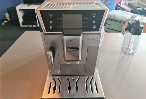 Delonghi coffee machine - delonghi, de