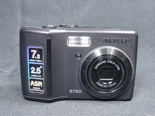 Y2k vintage digicam - y2k,