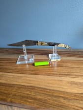 Belle et ancienne navaja à