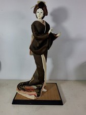 Poupée japonaise geisha