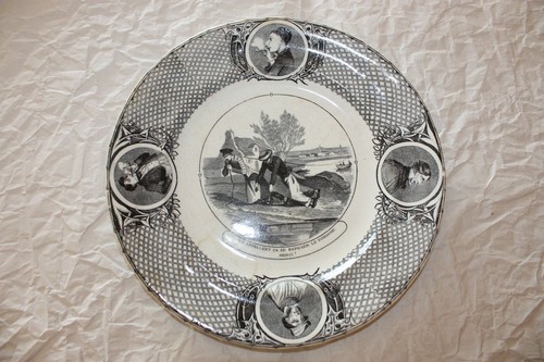 Belle ancienne assiette - belle, a
