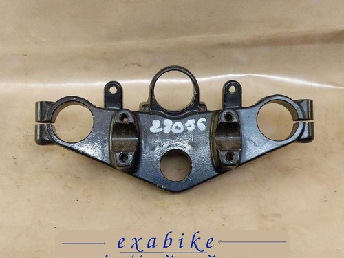 Fourche superieur pour - de,