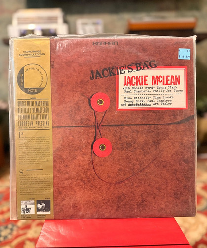 Bst 84051 sealed jackie - sealed!,