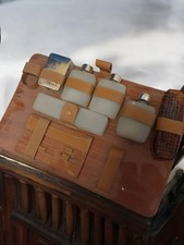 Grande trousse de toilette