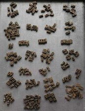 Lot de caractères à dorer