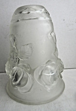 Tulipe ART DECO pâte de verre incolore, 6 roses en relief, Degué