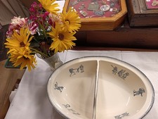 Ancienne double vasque de toilette pour enfants en terre de fer