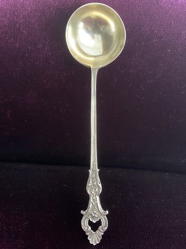 Magnifique petite louche - petite,