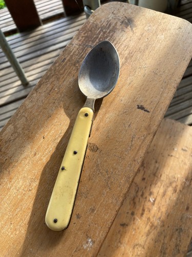 Ancienne cuillère pliante