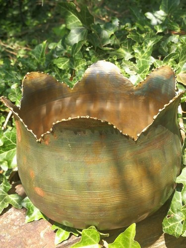 Jardinière fleurie avec - , bord