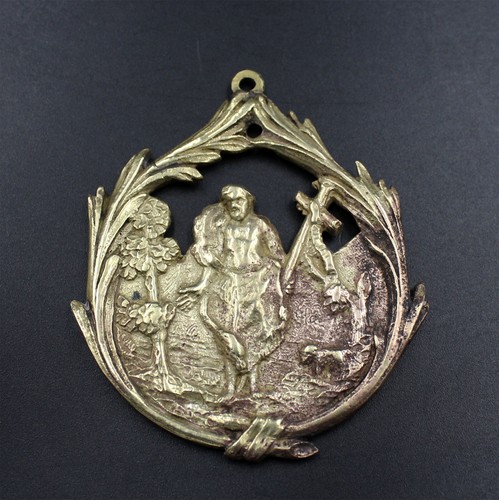 Très beau ancien amulette - très,