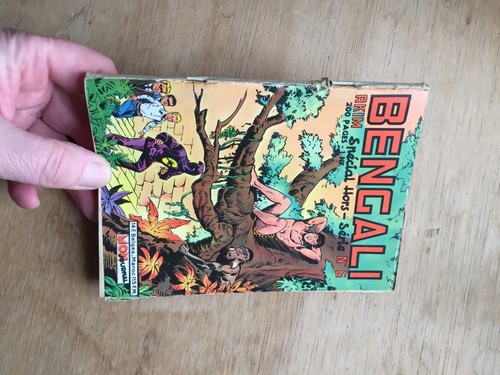 Petit format bengali mon - petit, bd