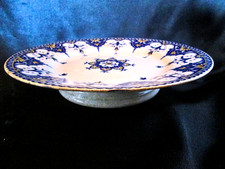 PLAT à GATEAU sur PIED Service CLUNY Faience Faiencerie SARREGUEMINES fin XIX