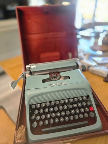 Vintage olivetti studio - studio, 44