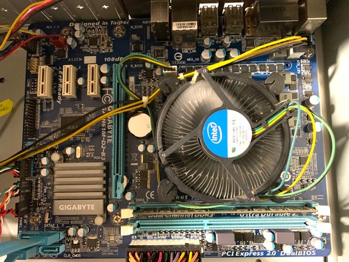 Carte mére gigabyte - pc,