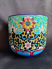 Longwy / Cache-pot en émaux à fond noir/bleu & fleurs stylisées / Fin XIXe