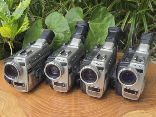 Units sony camcorders - [4,