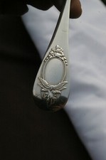 Armand Frénais - Fourchette + Cuillère métal argenté Baguette Médaillon