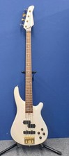 Guitare basse électrique
