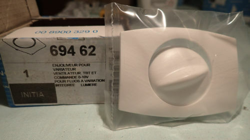Arnould initia 69462 - -,